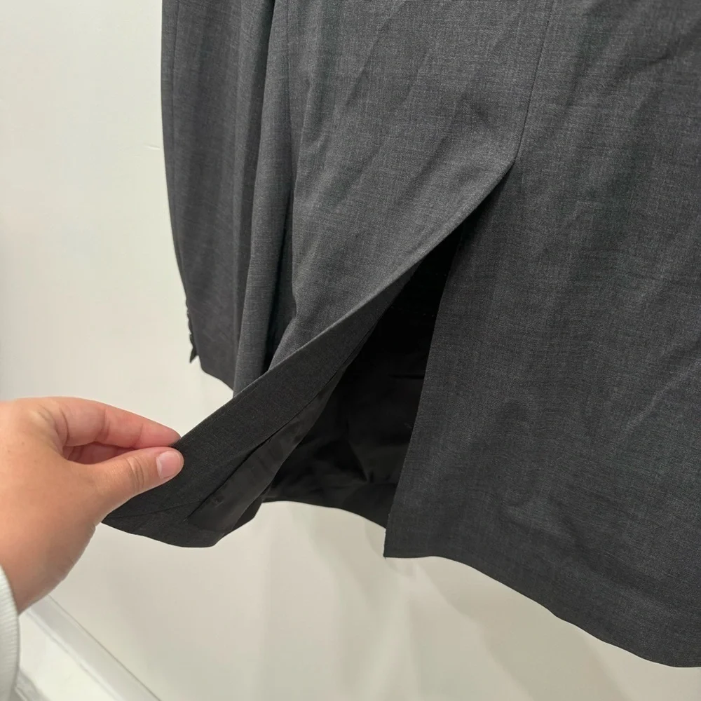 Theory Sport Jacker Blazer Dark Grey Wool 42 Short 2-Button